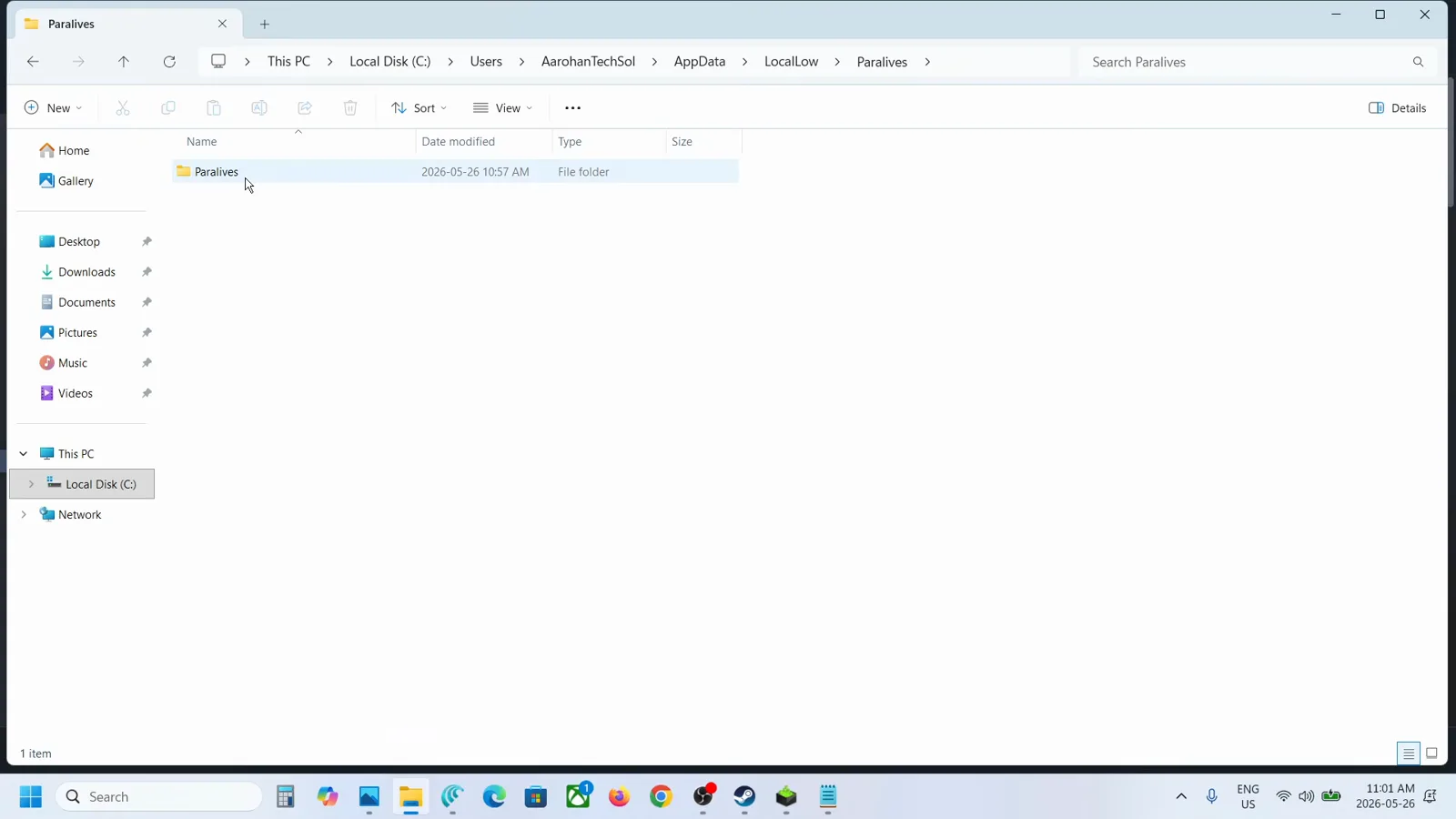 Windows Explorer im Paralives-Ordner MySavedGames mit mehreren .saved-Verzeichnissen und Begleitdateien.
